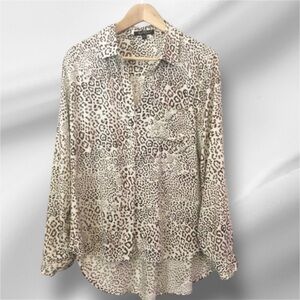 Velvet Heart ❤️ Cheetah Print Top Size Large